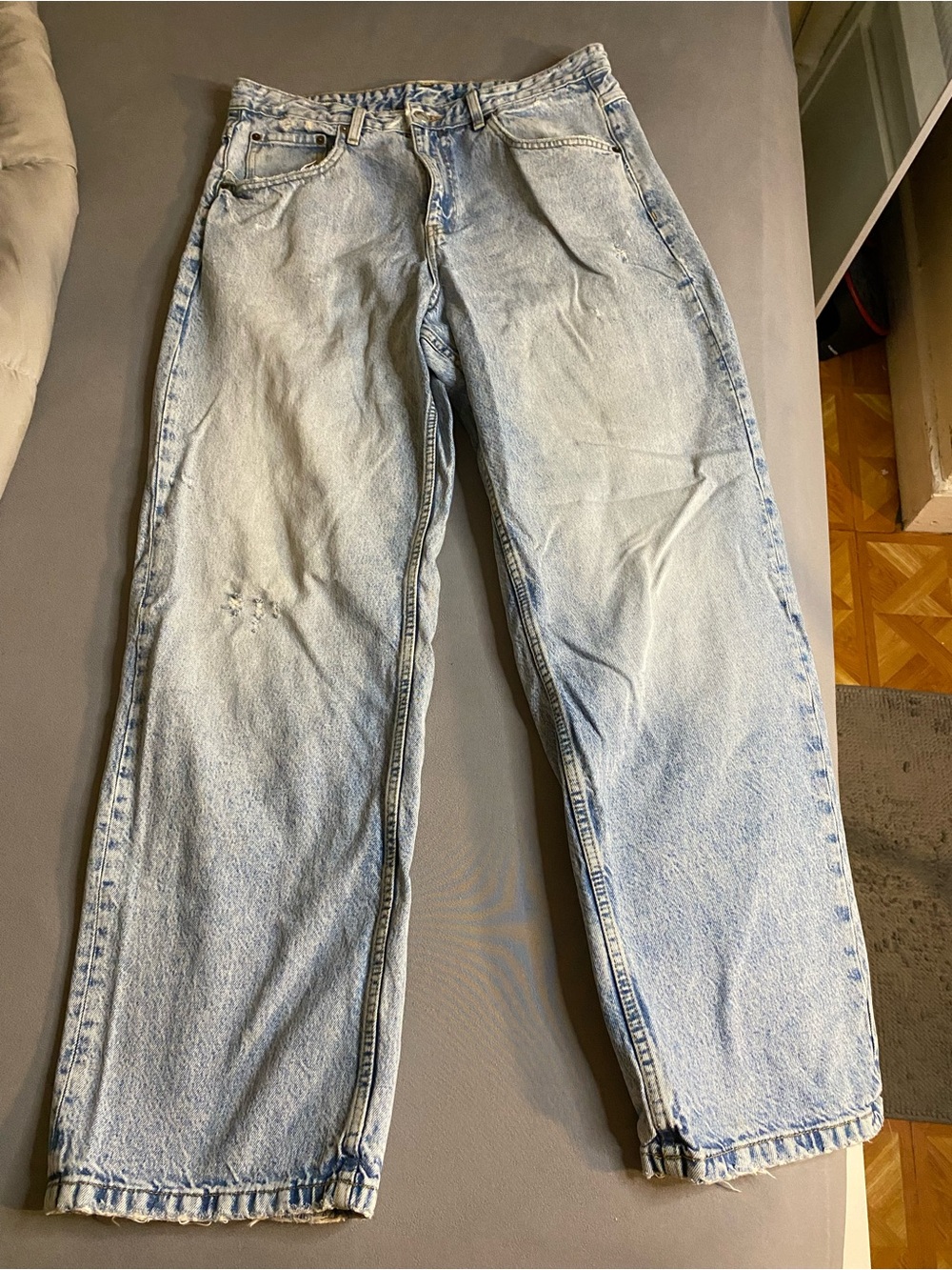 ZARA Men’s Slim Jeans in Light Blue Denim